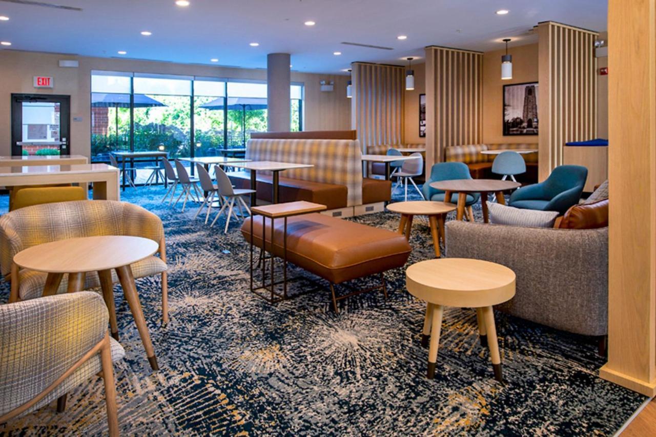 Towneplace Suites By Marriott Frederick Exterior foto