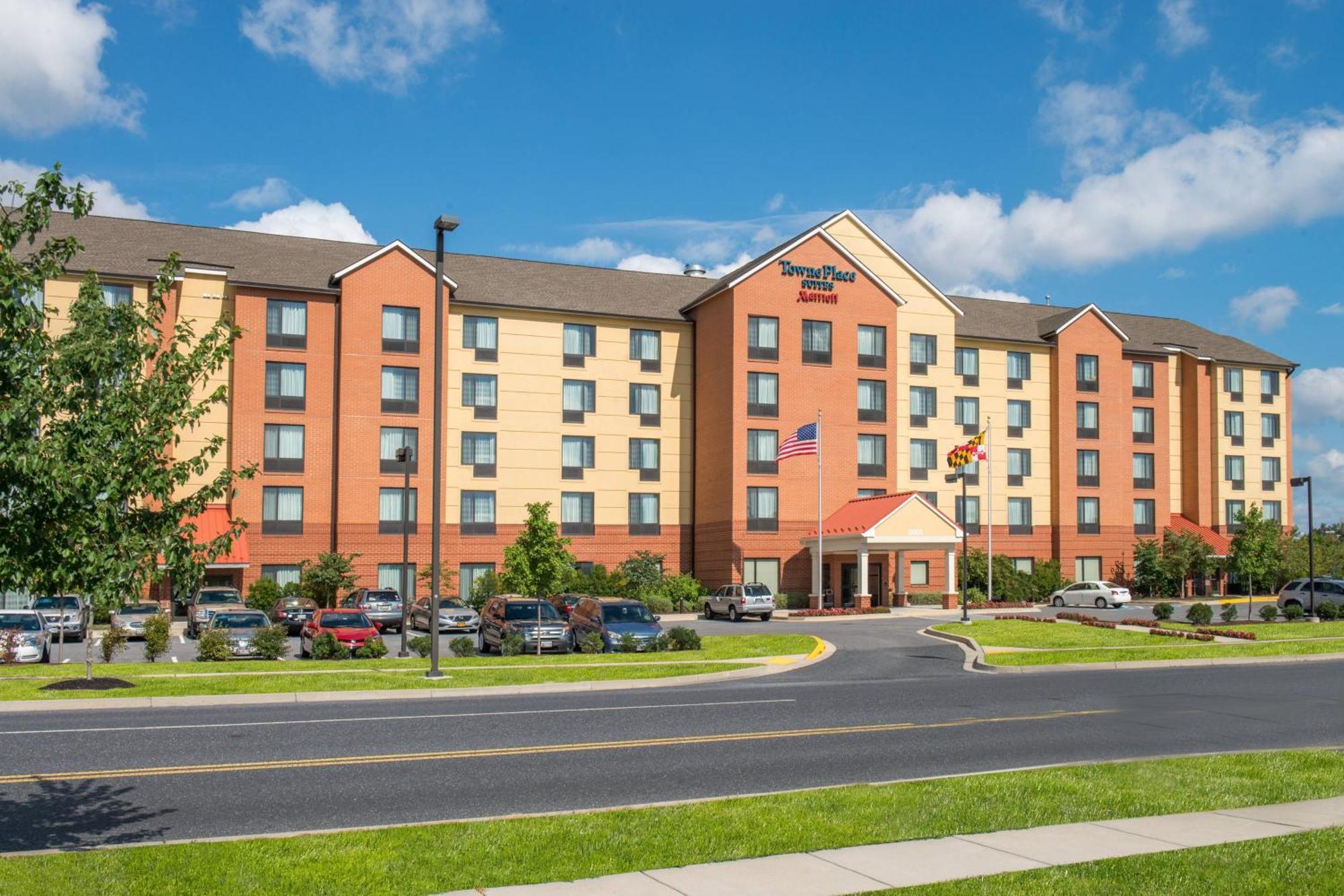 Towneplace Suites By Marriott Frederick Exterior foto